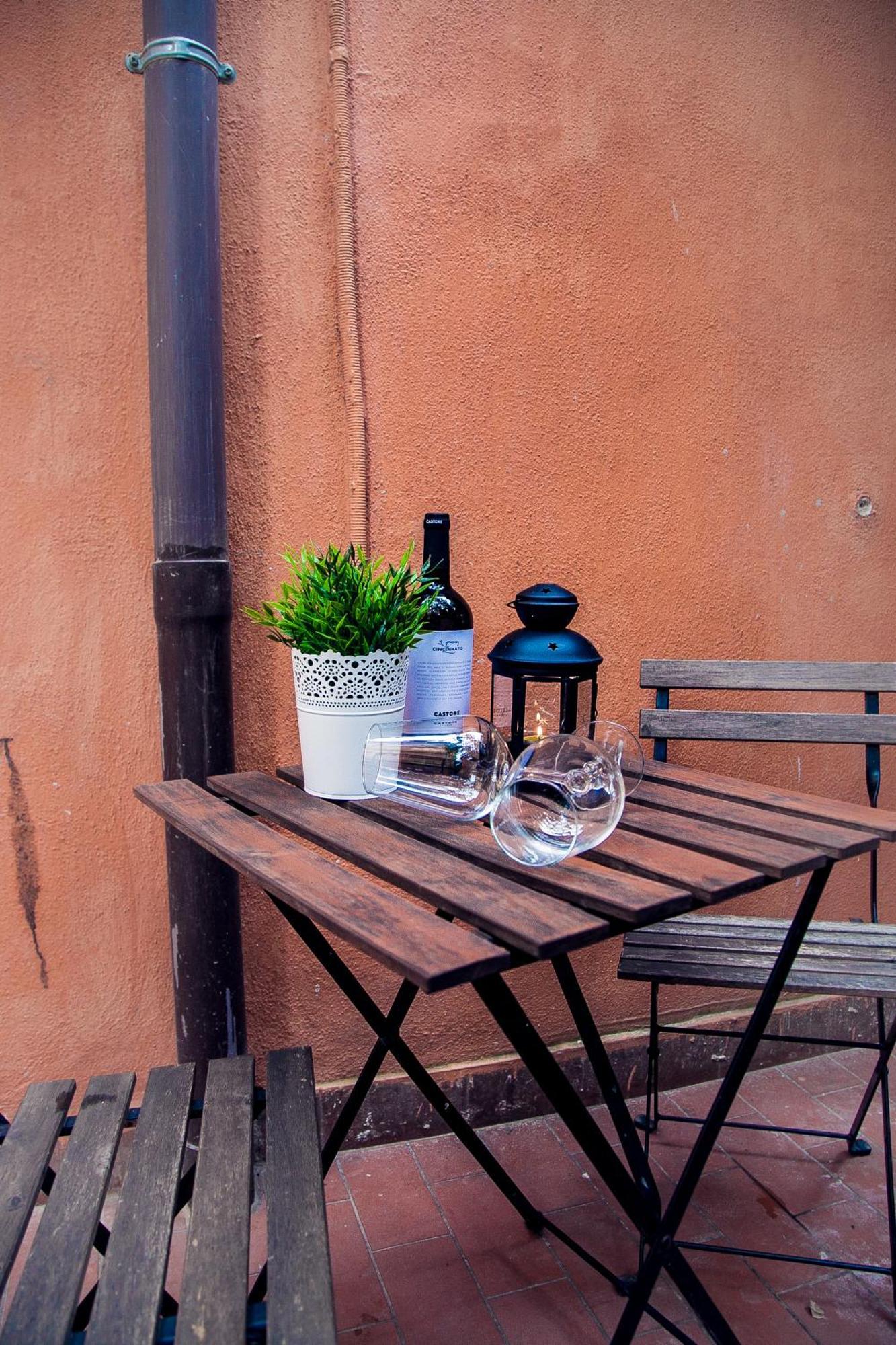 Fl Apartments Il Piccolo Borgo Di Trastevere Рим Экстерьер фото